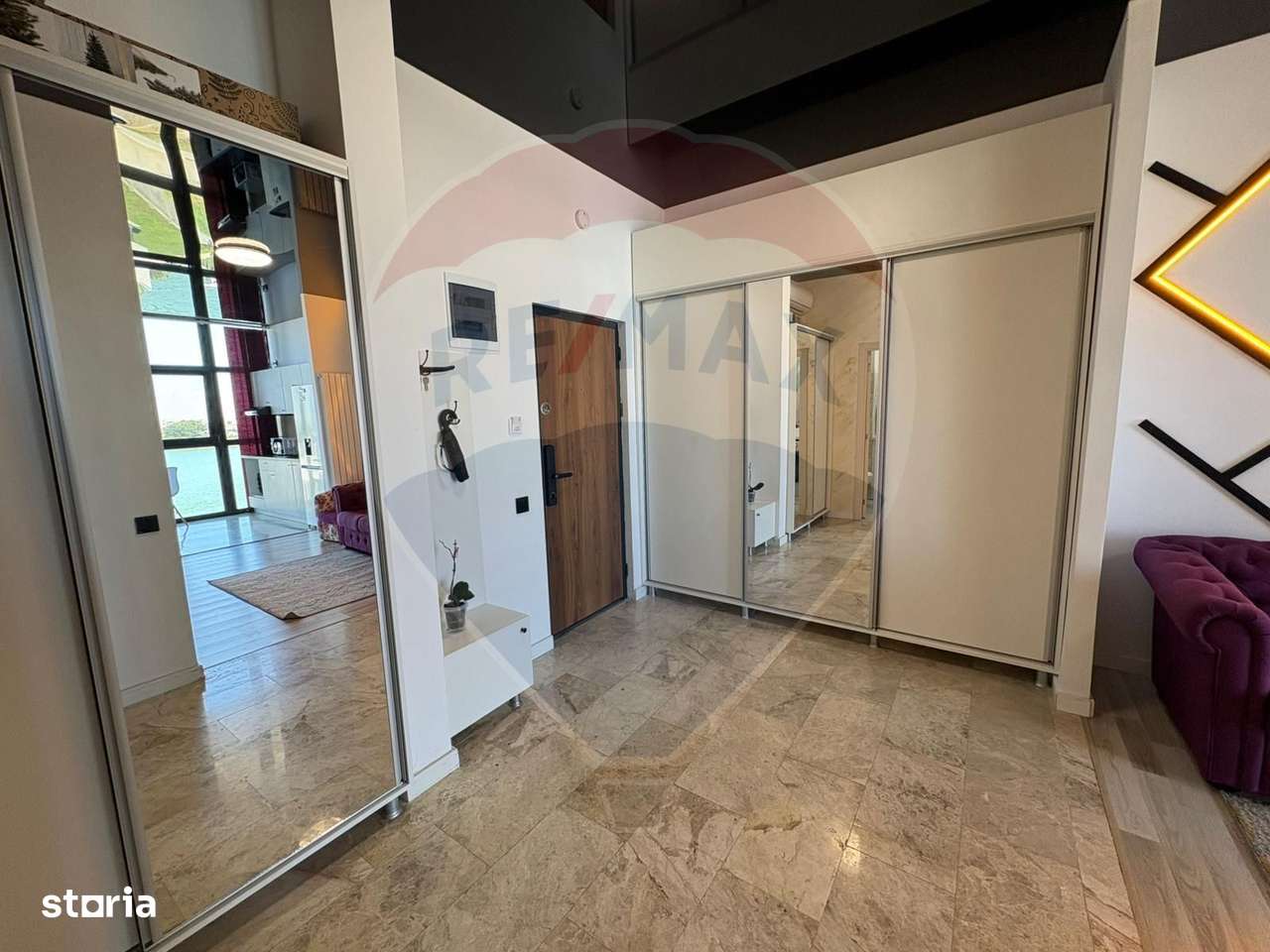 Vanzare Apartament cu 3 camere lux cu vedere la lac în zona Tomis Nord - Imagine principală: 4/20