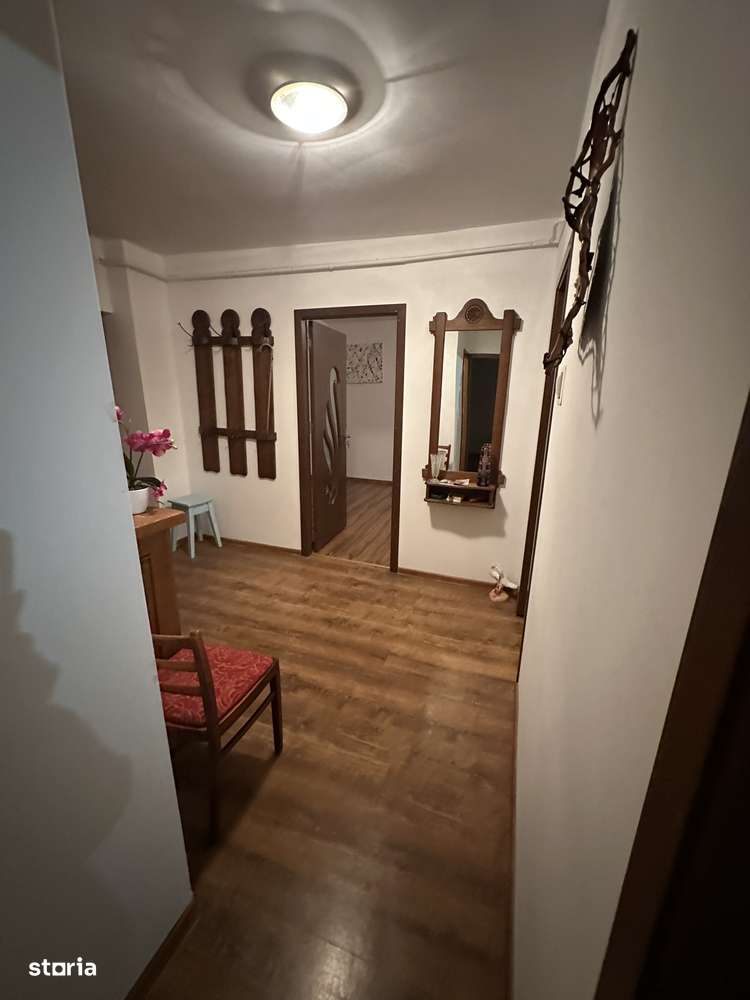 Apartament 3 camere et 2, decomandat- Zona Bucovina-8