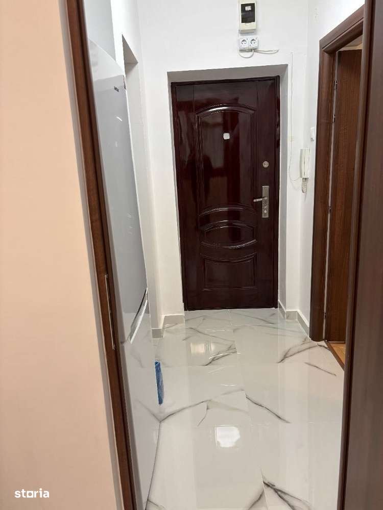 Stefan cel Mare  2 camere situate la Metrou-6