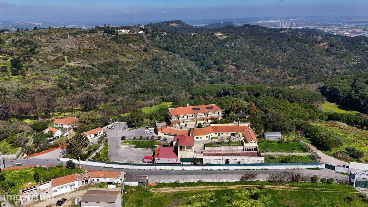 Quinta Histórica de Luxo com 3.6ha e 9 Suites – Vista Rio e Privacidad - Grande imagem: 2/60