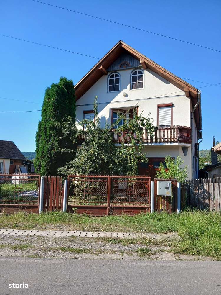 Casa de vanzare ,Solovastru-2