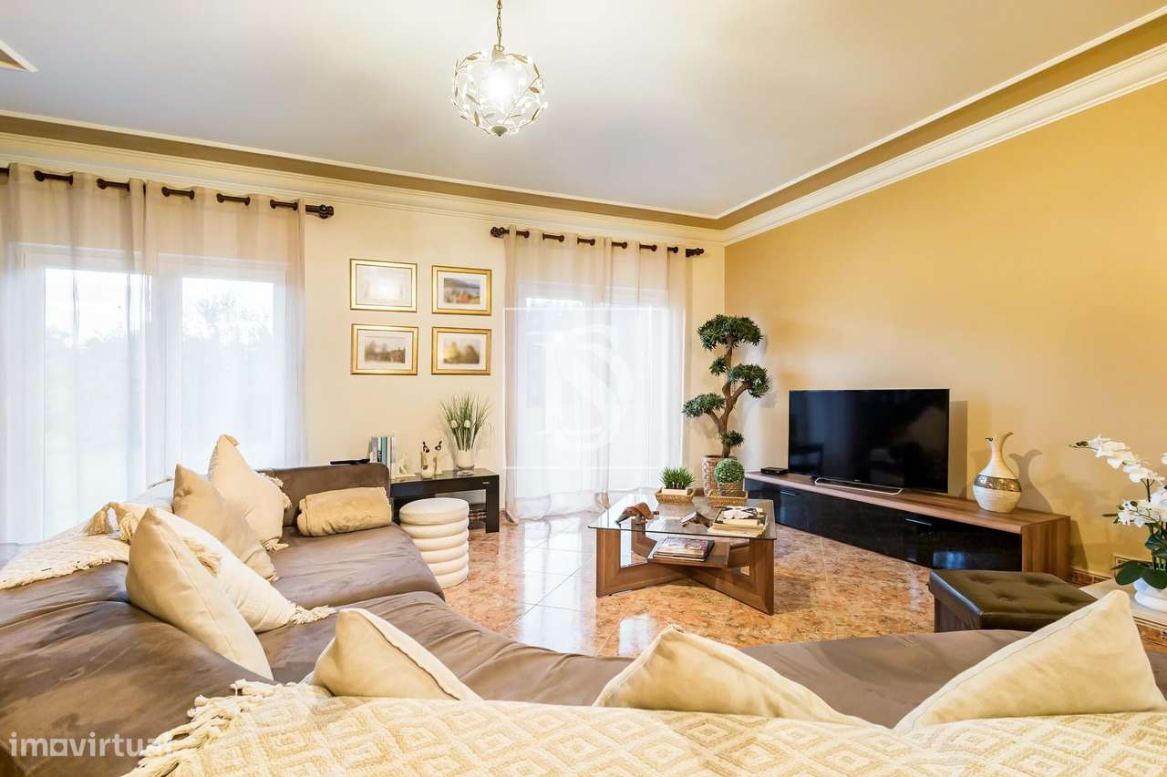 Quinta de Charme em Palmela com Moradia T6, Piscina e Vinha - Grande imagem: 5/36