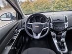 Chevrolet Cruze Station Wagon 1.6 LS+ - 11