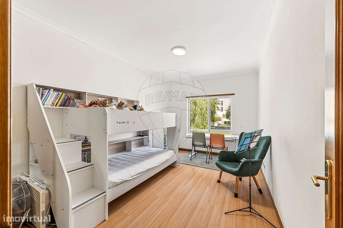 Apartamento T4 para venda-25