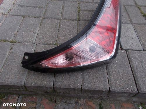 TOYOTA AYGO II 2 2014 - 2018 LAMPA PRAWA TYLNA ORYGINAŁ EUROPA - 2