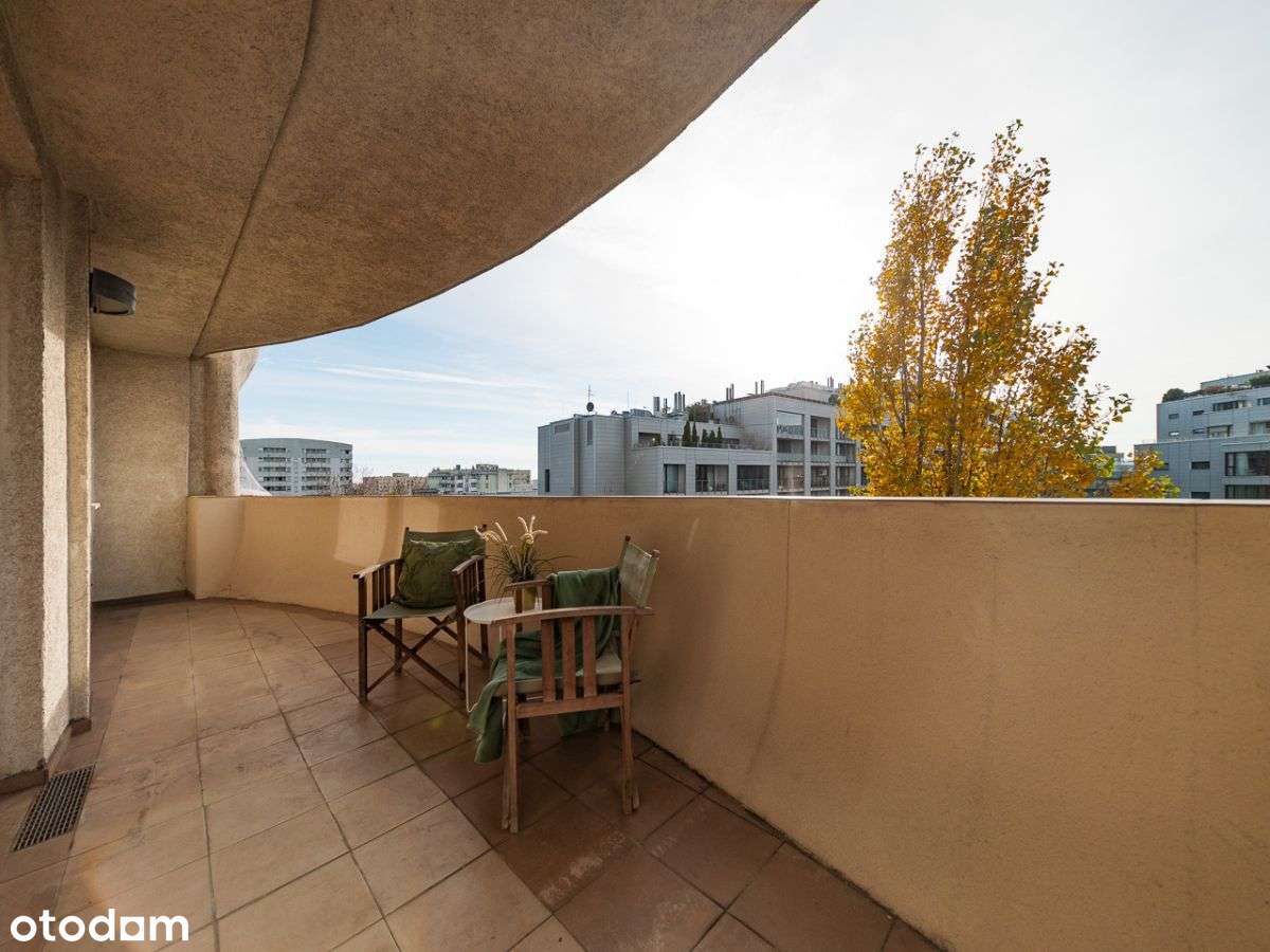 3 pokoje, oryginalny rozkład, świetna lokalizacja-15