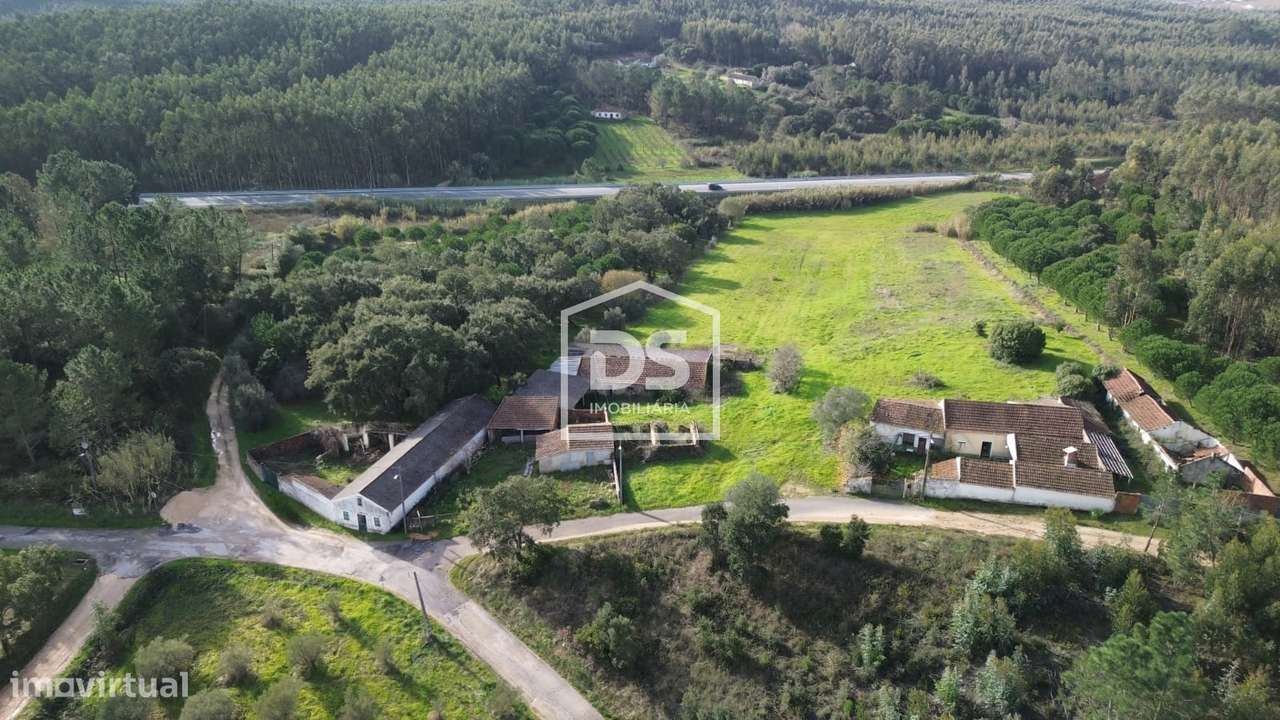Moradia para Restaurar T4 Venda em Asseiceira,Rio Maior - Grande imagem: 4/15