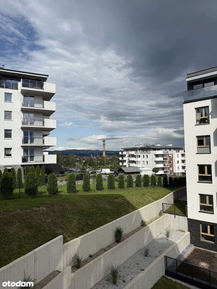 Sprzedam mieszkanie z widokiem na góry i panoramę Jeleniej Góry - Pełny obrazek: 2/17