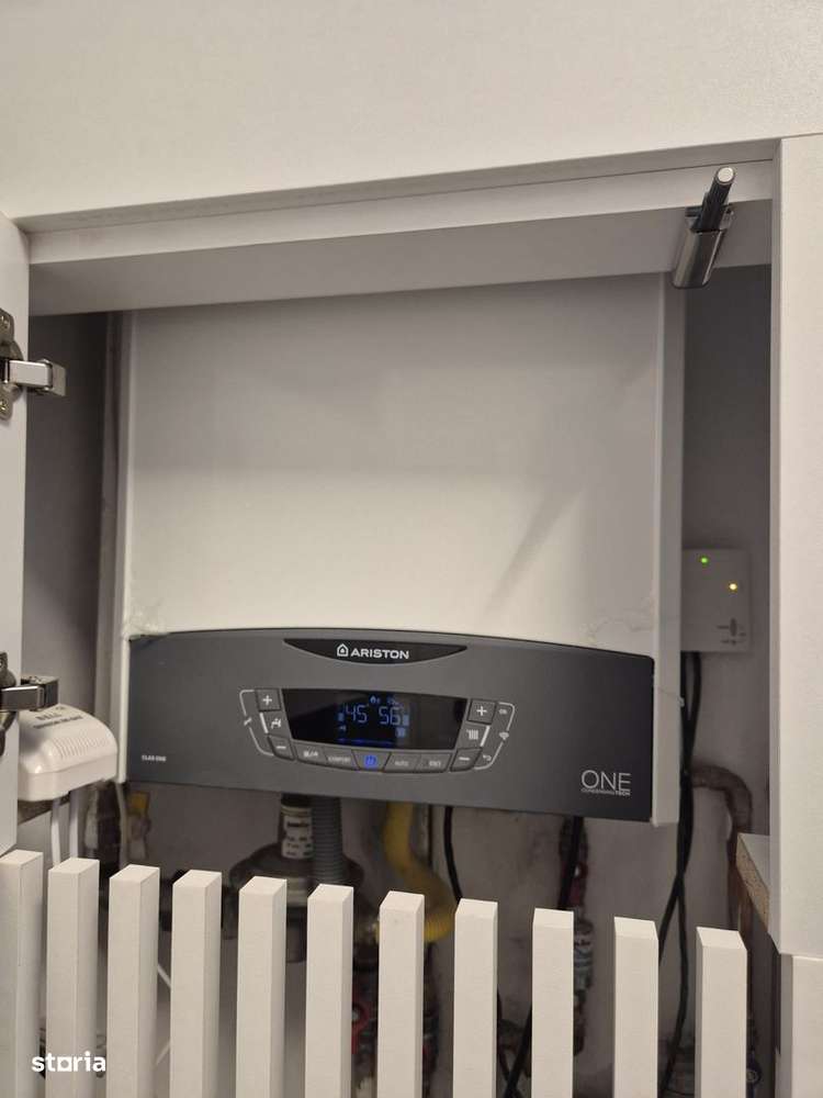 Piața de Miercuri, casă singură în curte, renovată 2025-12