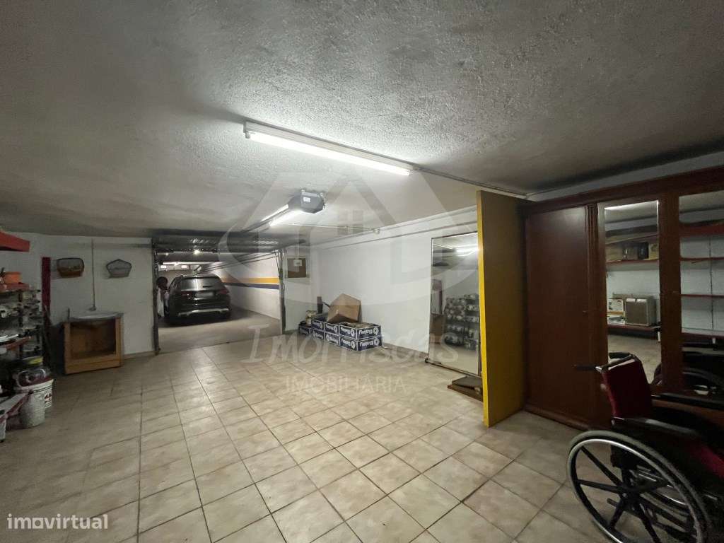 Apartamento T3 com box no Forte da Casa-31