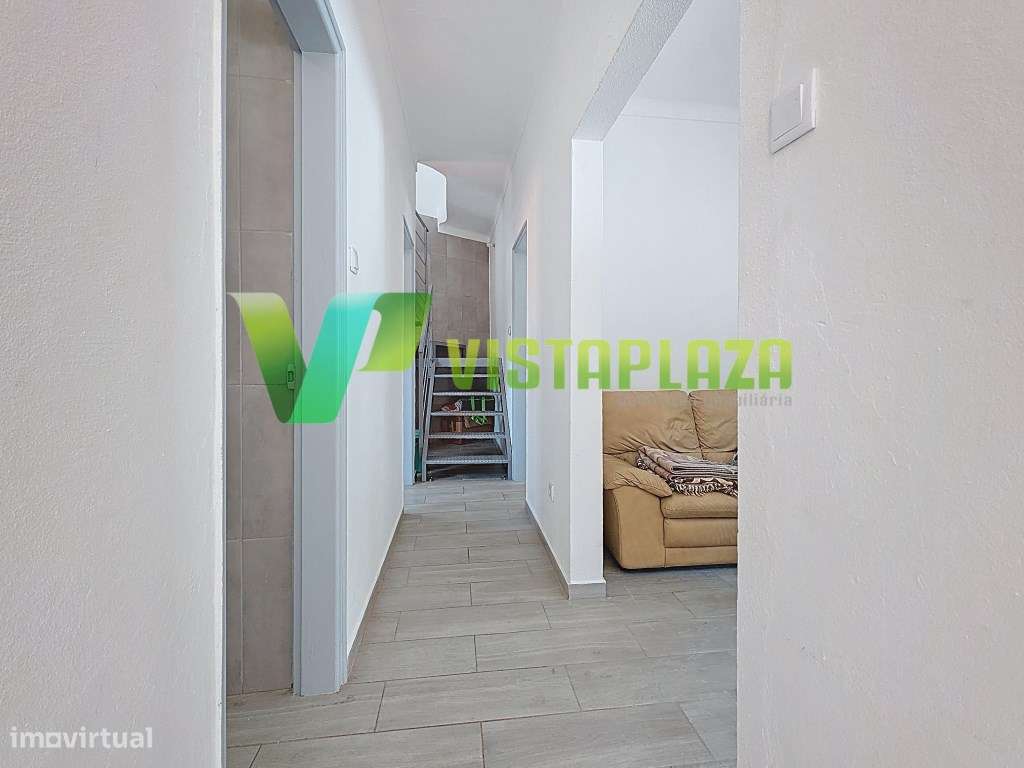Moradia Reabilitada com Terraço no Centro de Silves - Grande imagem: 5/28