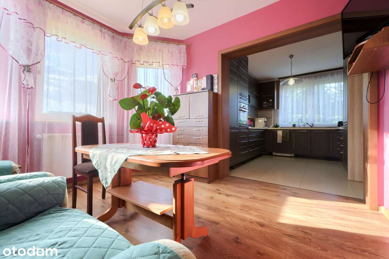 Popularny pensjonat. Dużo miejsc noclegowych. Blisko pięknej plaży. - Pełny obrazek: 4/16