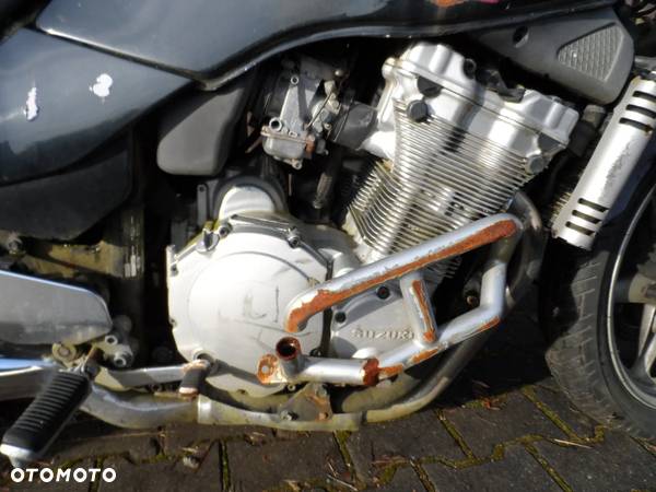 Suzuki GSX 1100G motor na części - 15