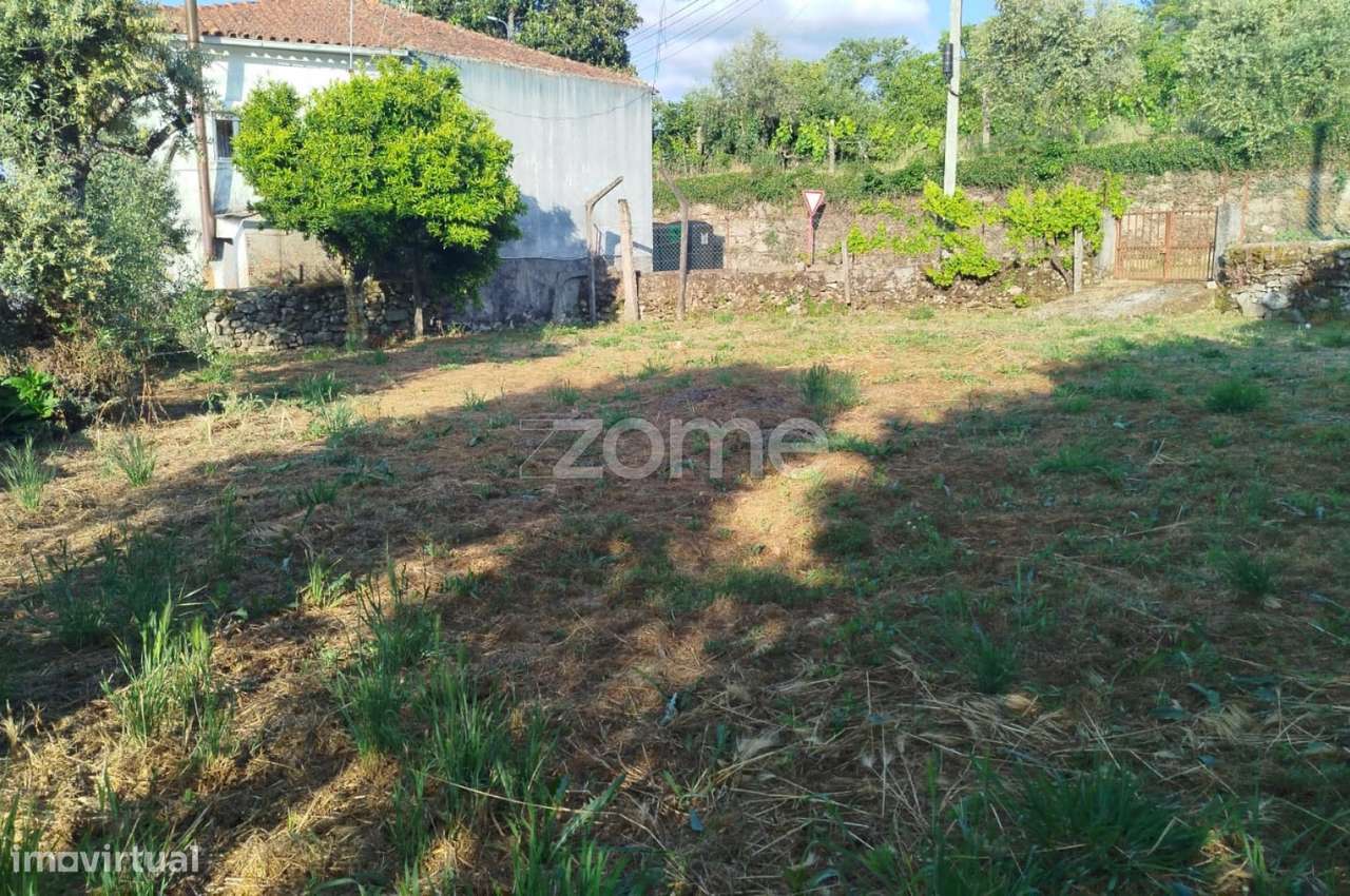 Moradia em Pedra com quintal em Matados, a 5 minutos Mangualde-18