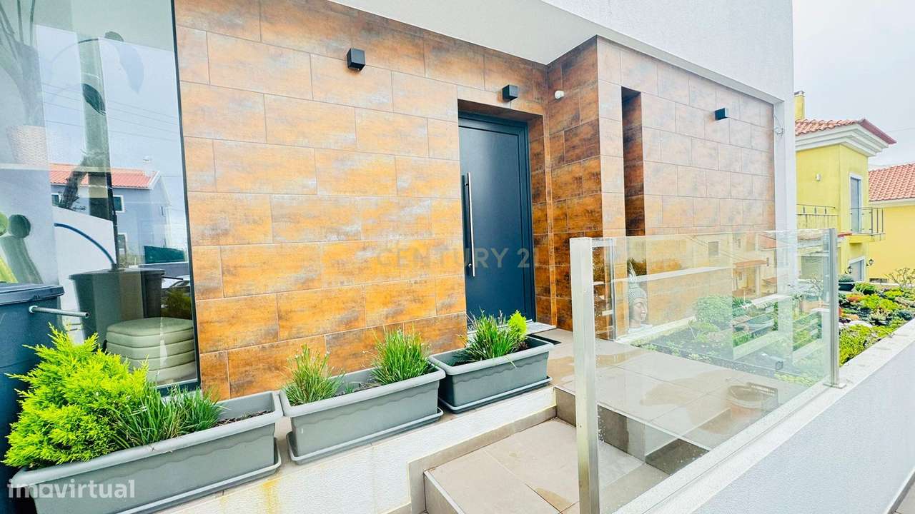 Moradia Geminada T4 em Caneças, Moderna e com excelentes acabamentos - Grande imagem: 3/59