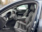 Volvo V60 T6 AWD Recharge Geartronic RDesign - 13
