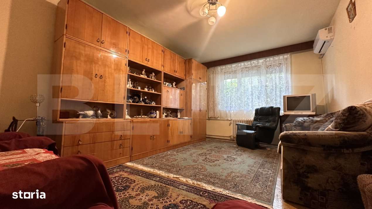 Apartament de vanzare,  decomandat cu 3 camere, zona Dacia - Imagine principală: 2/7