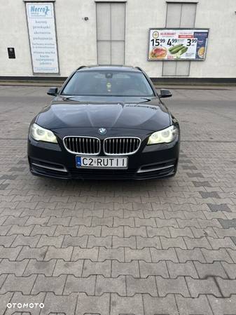 BMW Seria 5 520d Touring - 3