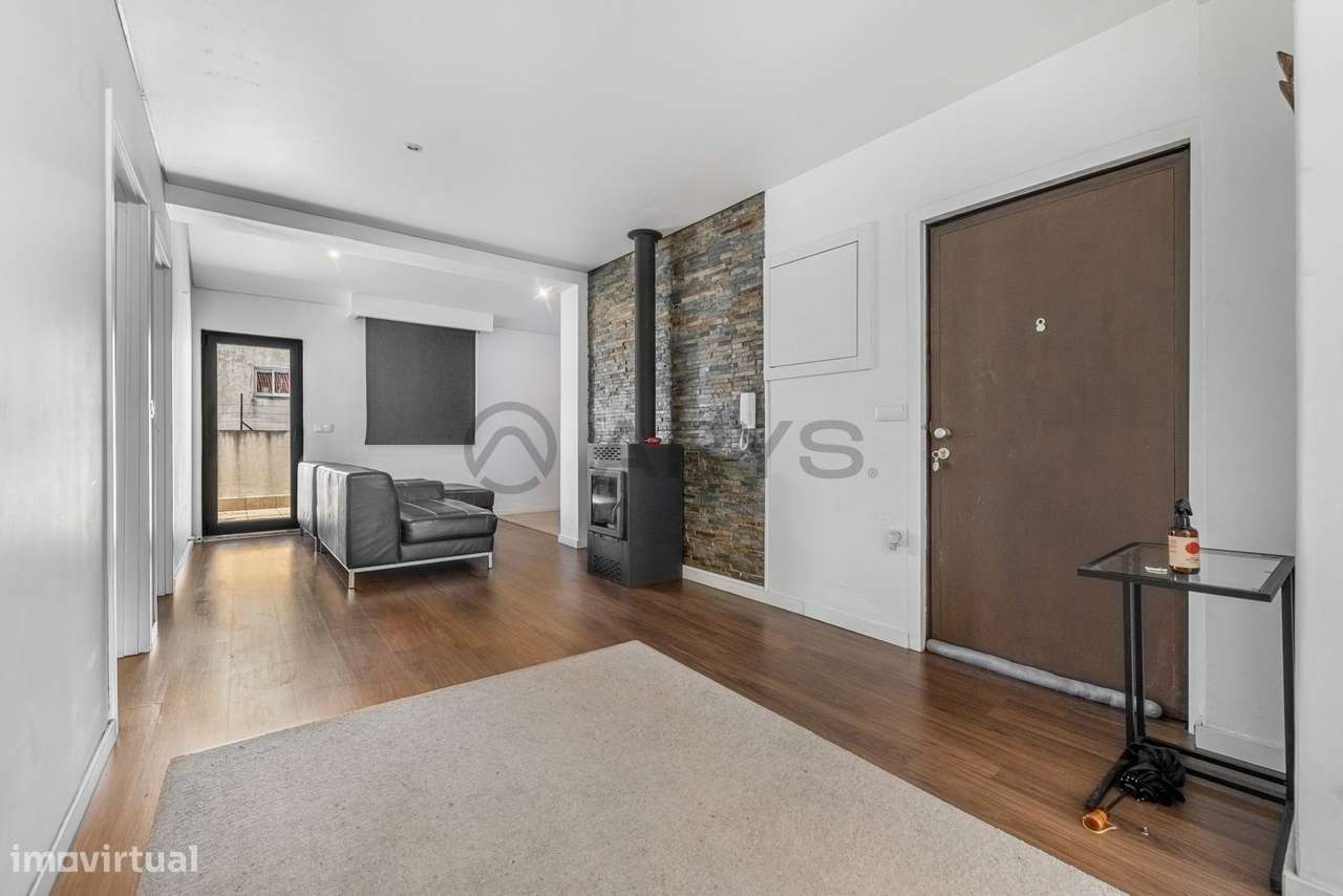 Apartamento T2 Renovado com Terraço | São Lázaro - Braga - Grande imagem: 4/20
