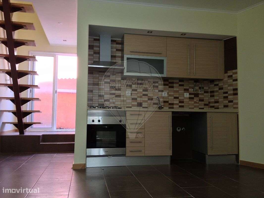 Apartamento T1 para venda - Grande imagem: 1/6