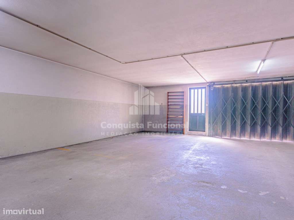 T2 na Maia | Elevador | Lugar de garagem | Varanda-17