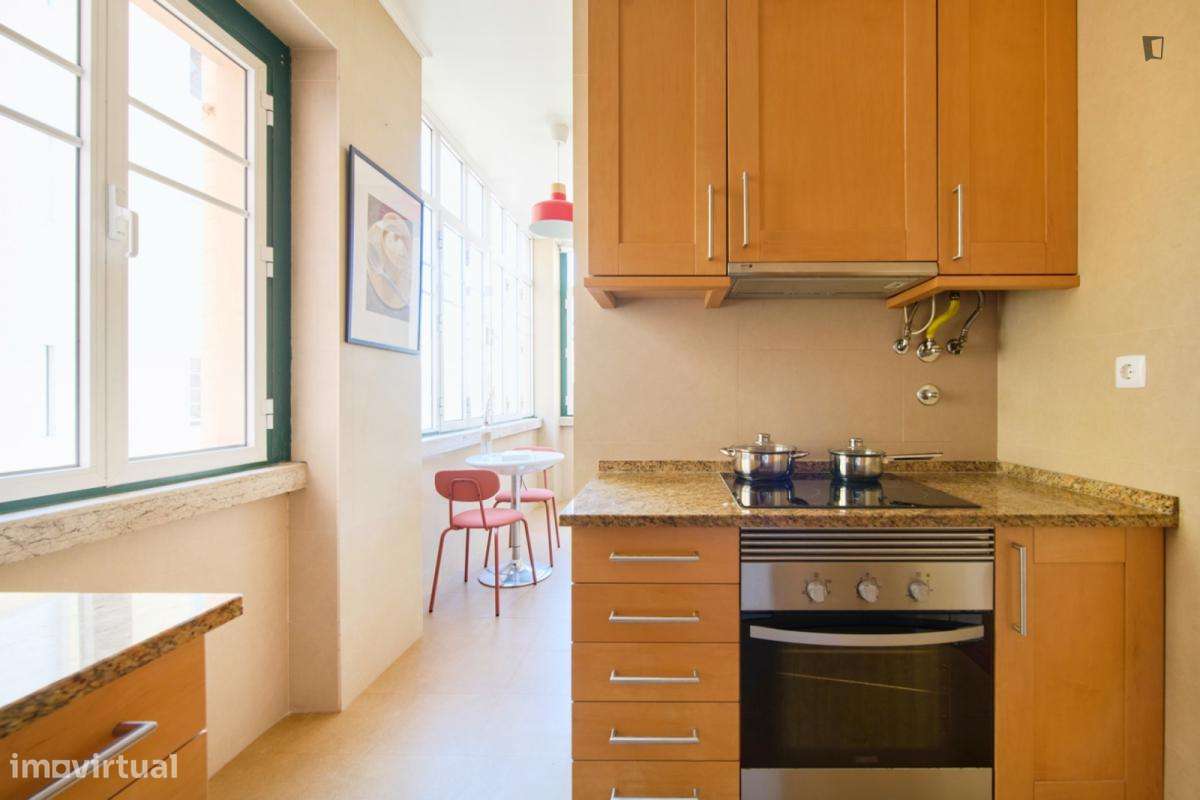 Quarto - localizado em Alameda Lisbon - Grande imagem: 5/10