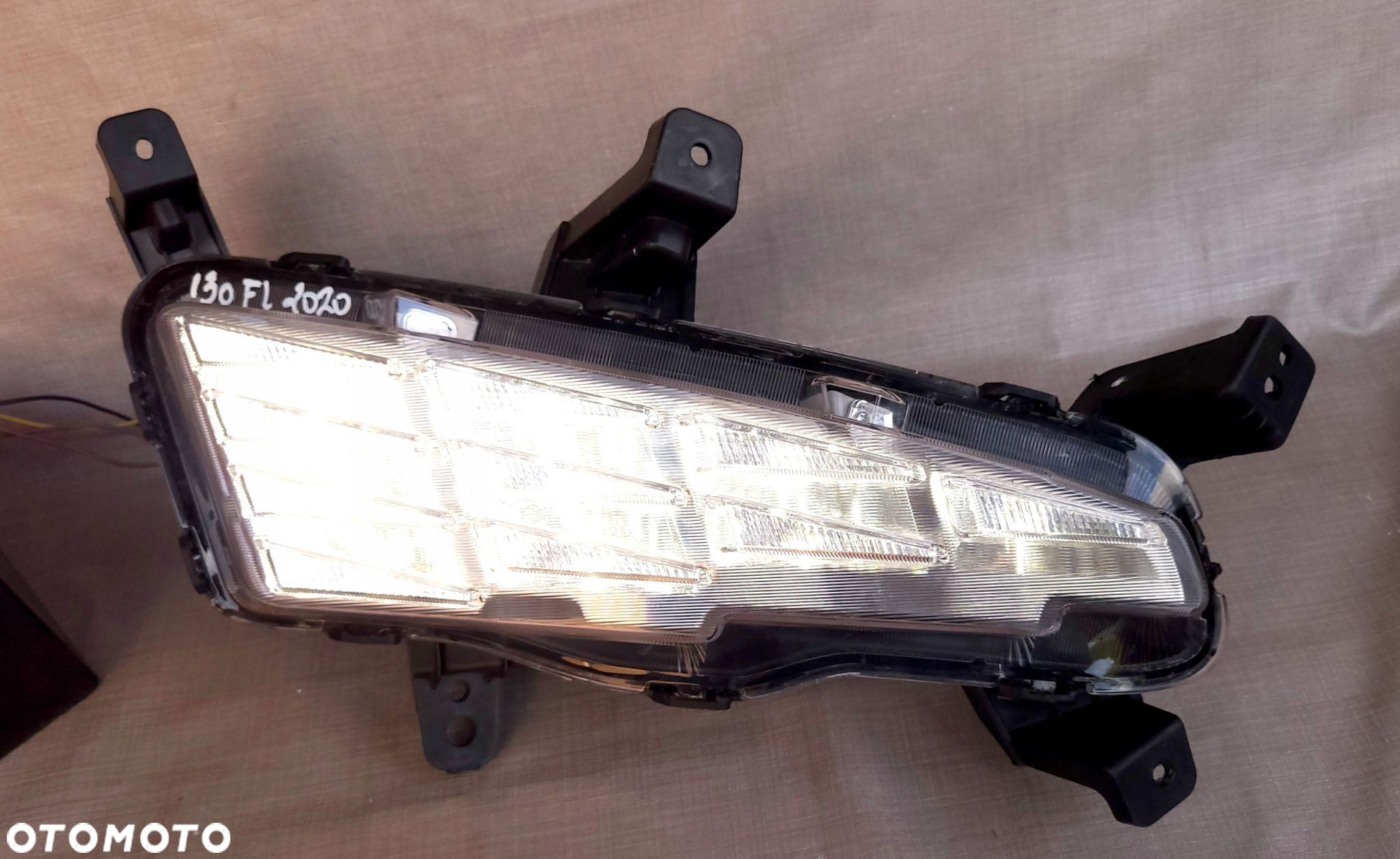 LED DRL HYUNDAI I30 2021 92208 G46 PRAWY - 4