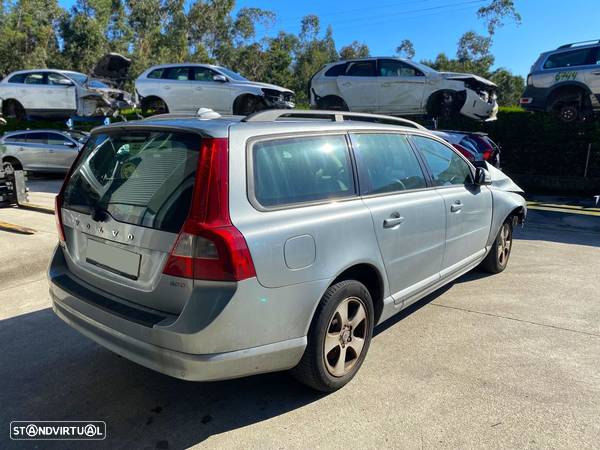 Volvo V70 III 2.0D (136cv) de 2010 - Peças Usadas (7803) - 4