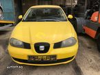 Dezmembrez Seat Ibiza 2007 1.2 benzina 12V galben - 3