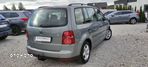 Volkswagen Touran - 14