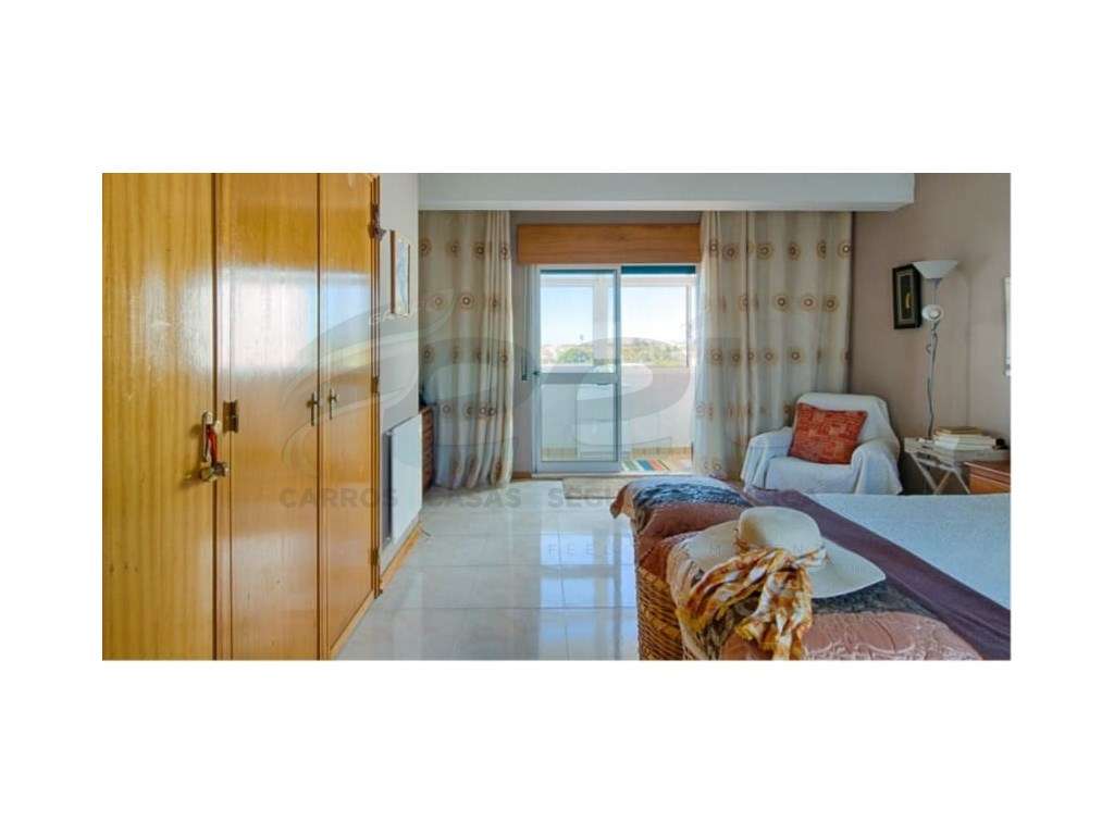 \T4 Duplex + Garagem + Piscinas - Condomínio Fechado em Albufeira-24