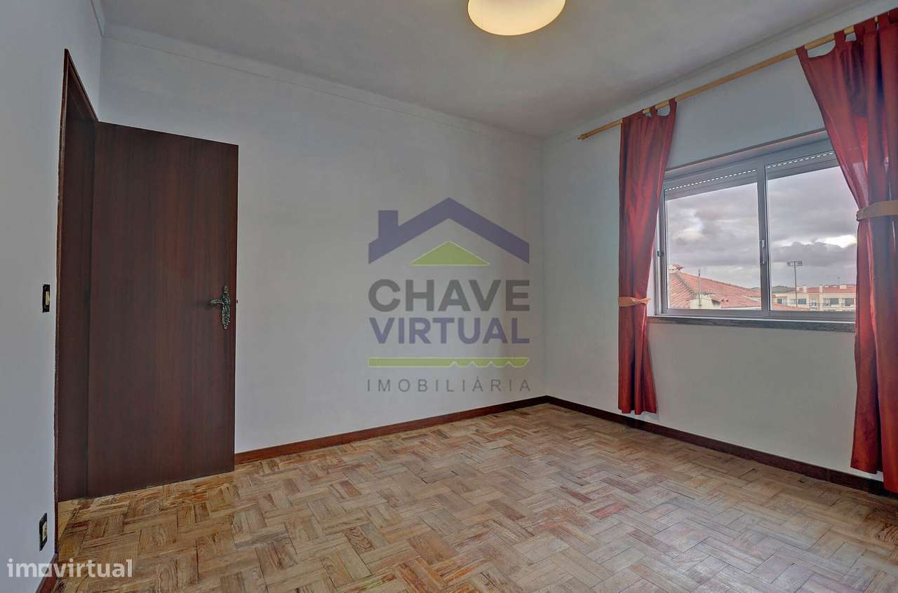 Moradia V7 com Garagem e Quintal - Centro Bombarral - Grande imagem: 4/42