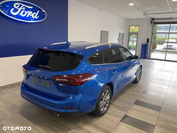 Ford Focus - 10