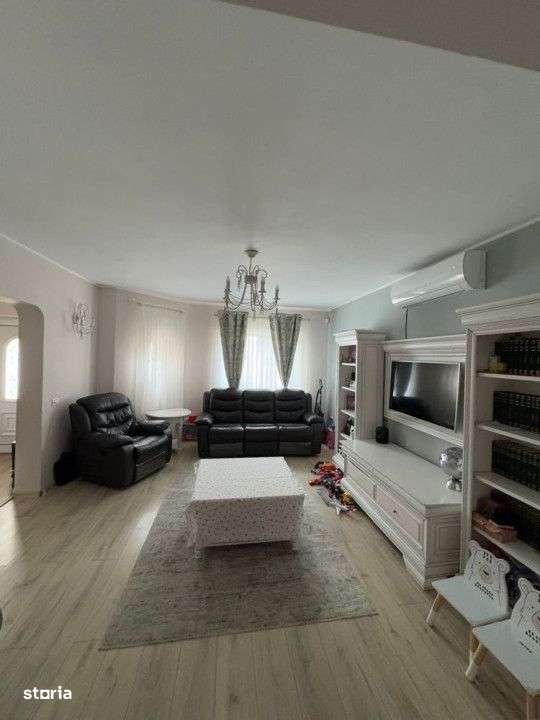 DE VANZARE | CASA 3 CAMERE | VALU LUI TRAIAN - Imagine principală: 2/7