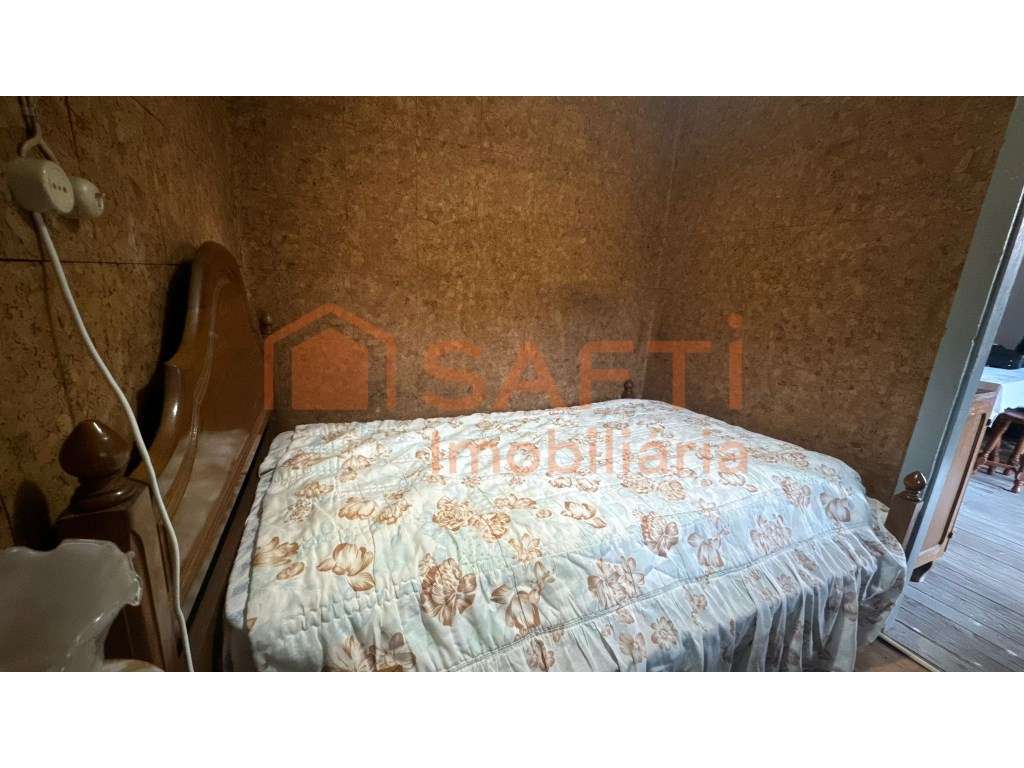 Moradia T3, em zona sossegada - Grande imagem: 5/12