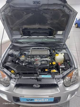 Subaru Impreza Sedan 2.0 WRX - 14