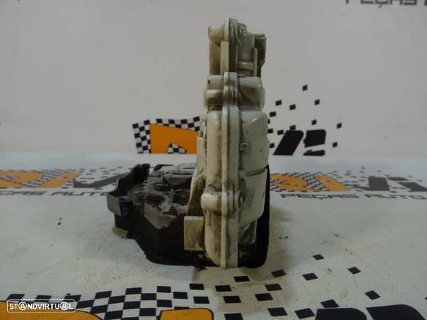 Fecho Da Porta Trás Esquerda Audi A4 (8K2, B8)  8K0 839 015 / 8K083901 - 4