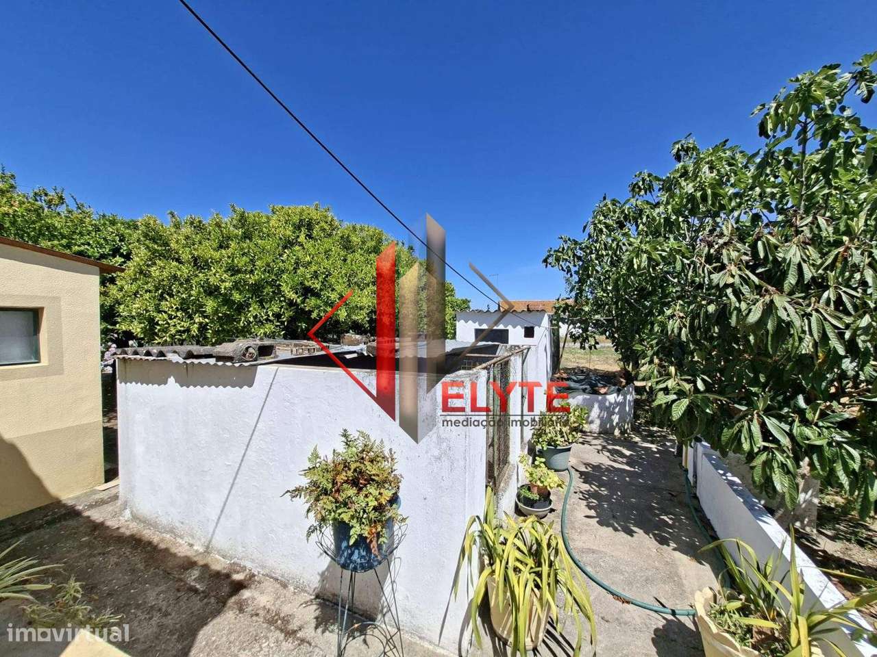 Moradia em Foros de Salvaterra.-24