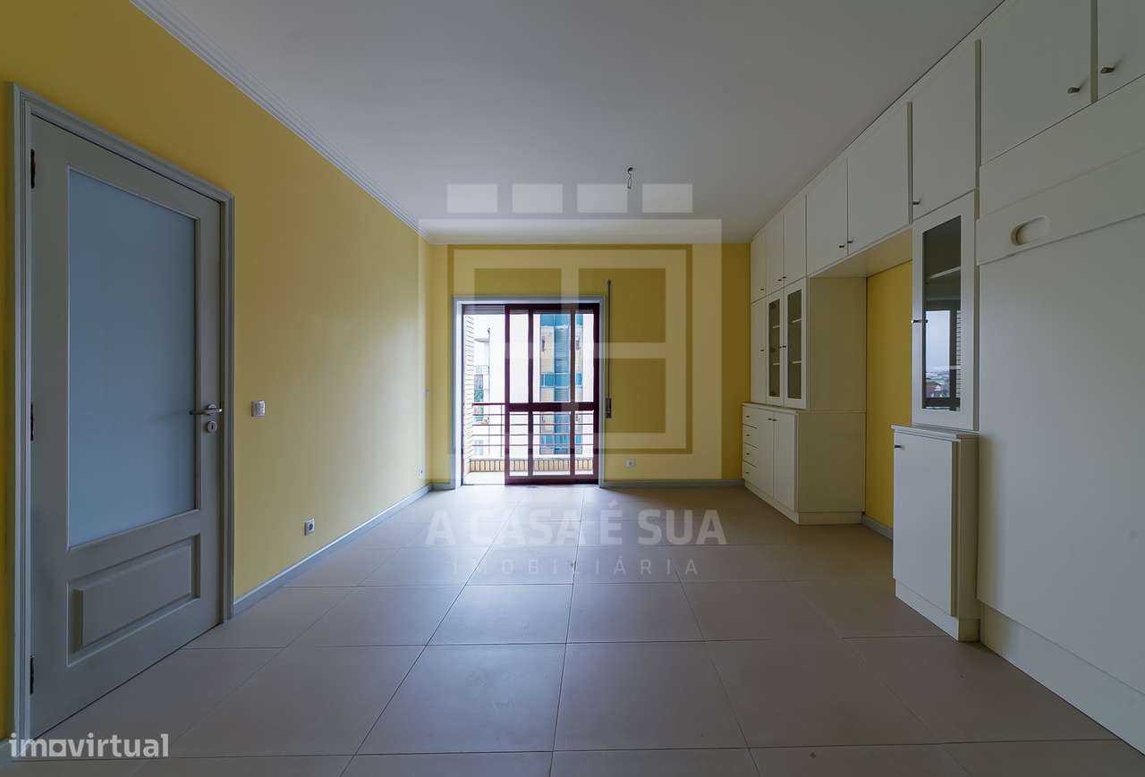 Apartamento T2 remodelado em São João da Madeira - Grande imagem: 5/18