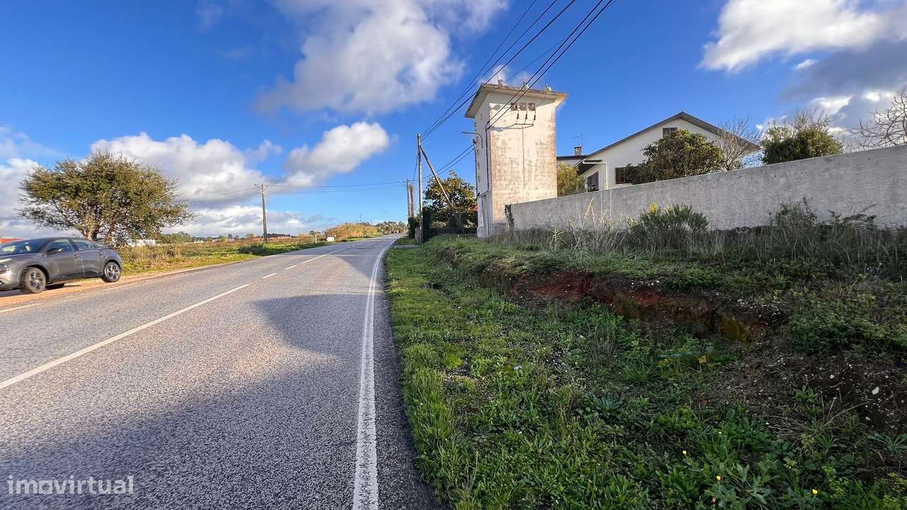 Terreno urbano com 1230m2 em A dos Cunhados-9