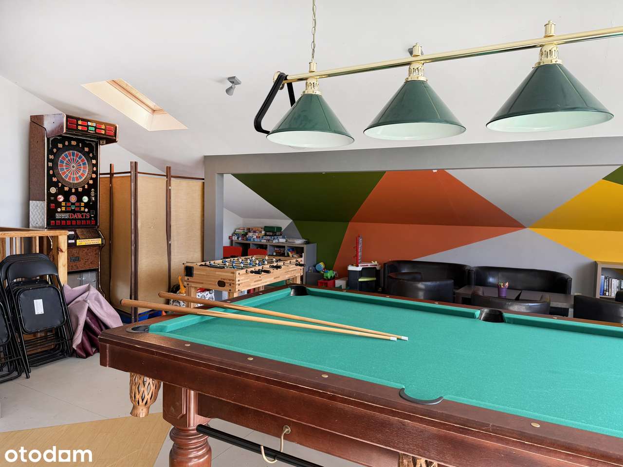 Dom z dużym ogrodem na osiedlu Zielonym-8