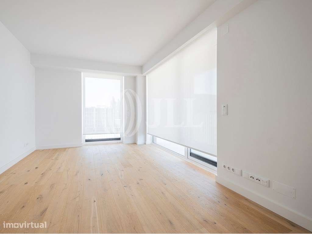 Apartamento T2, com varanda e estacionamento, em Lisboa - Grande imagem: 4/23