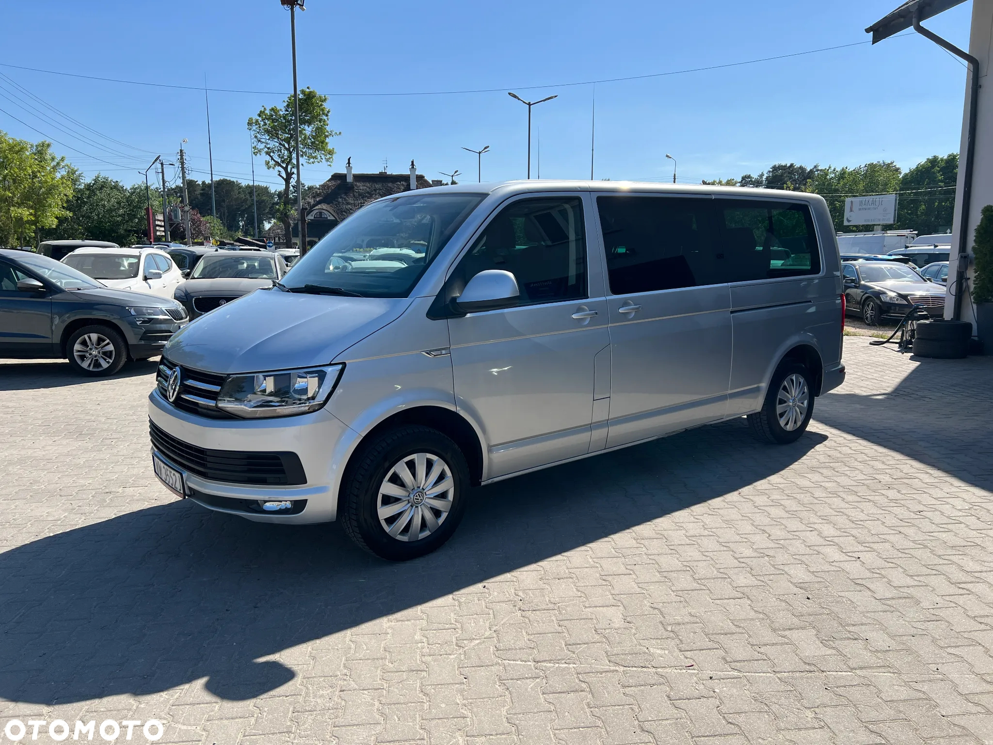 Volkswagen Caravelle 2.0 TDI L2 Highline - 5