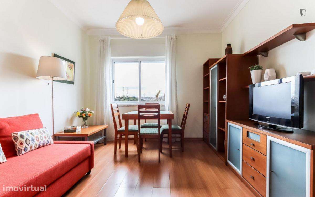 Quarto - localizado em Lumiar Lisbon - Grande imagem: 2/10