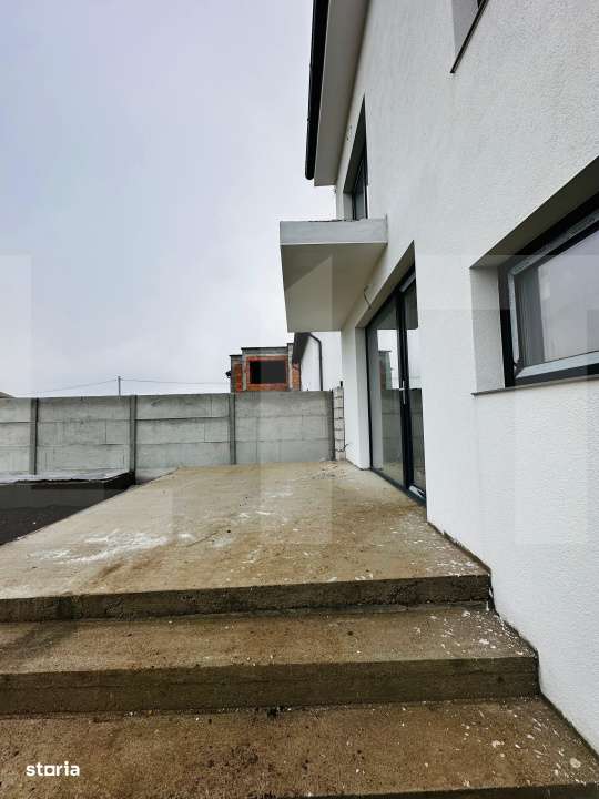 Casa moderna cu piscina, aproape de Arad - Imagine principală: 4/11