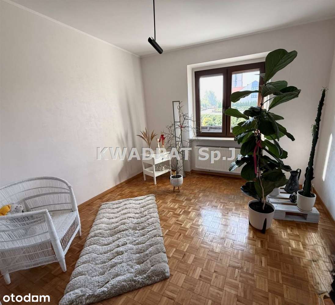 Przestronny dom w spokojnej części Ostrzeszowa - Pełny obrazek: 5/19