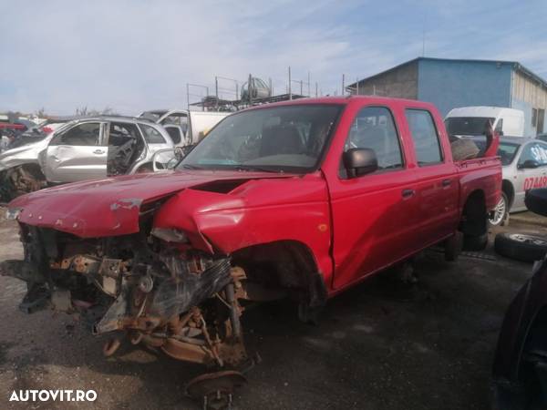 Dezmembrez piese Mazda B2500 - 2