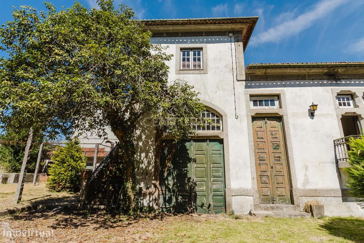 "Moradia Senhorial de 1937 em Caldelas, Taipas - Charme e História no - Grande imagem: 4/33