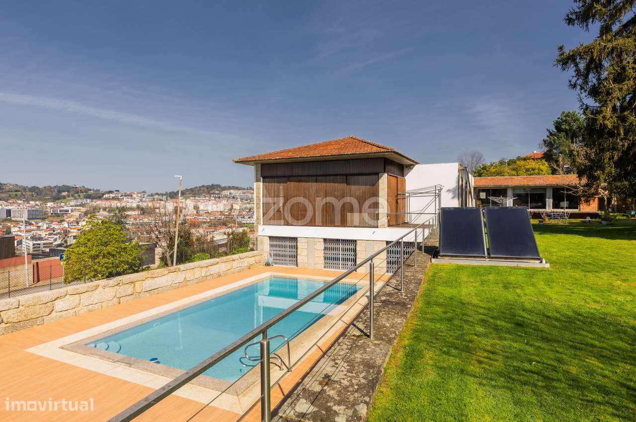 Moradia individual T5 c/ piscina junto ao Bom Jesus - Braga - Grande imagem: 2/60