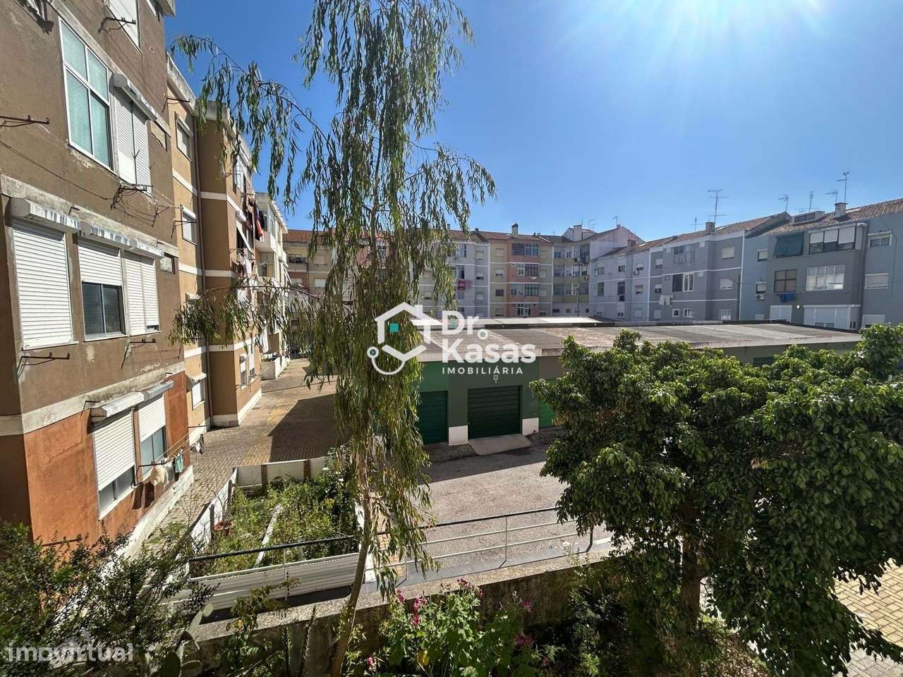 Apartamento T2 Renovado na Baixa da Banheira-11